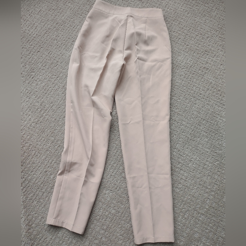 Elegant Cream Women's Pants - Picture 6 of 9